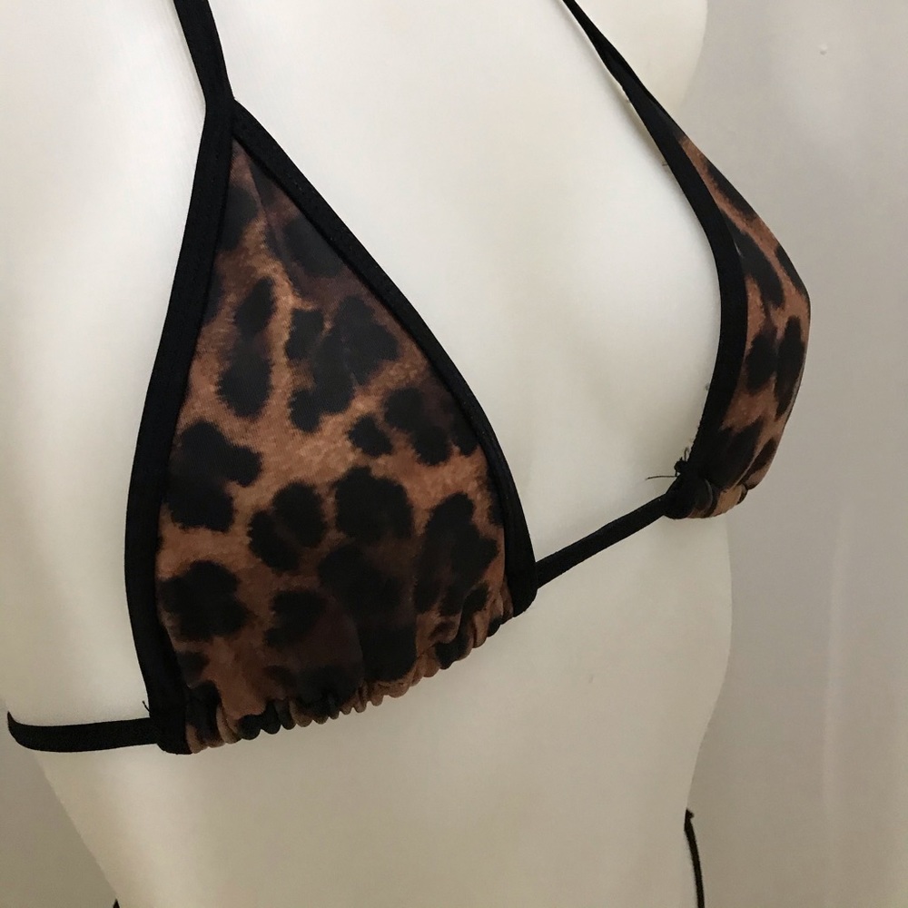 Bikini - Picture 3 of 6